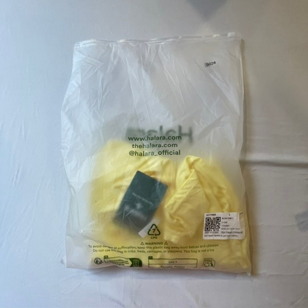 Halara Womens V Neck Short Sleeve Casual T-Shirt Tender Yellow Size L NWT